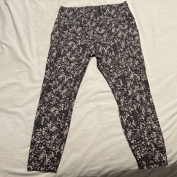 Lululemon Align leggings - Picture 5 of 5